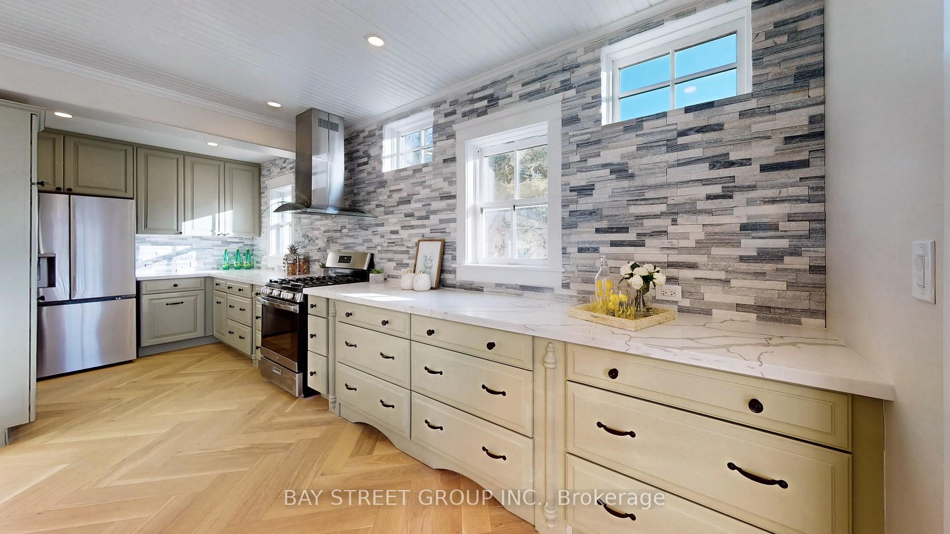 Photo 8 of 236 Main Street, Markham, Unionville — HOMEH