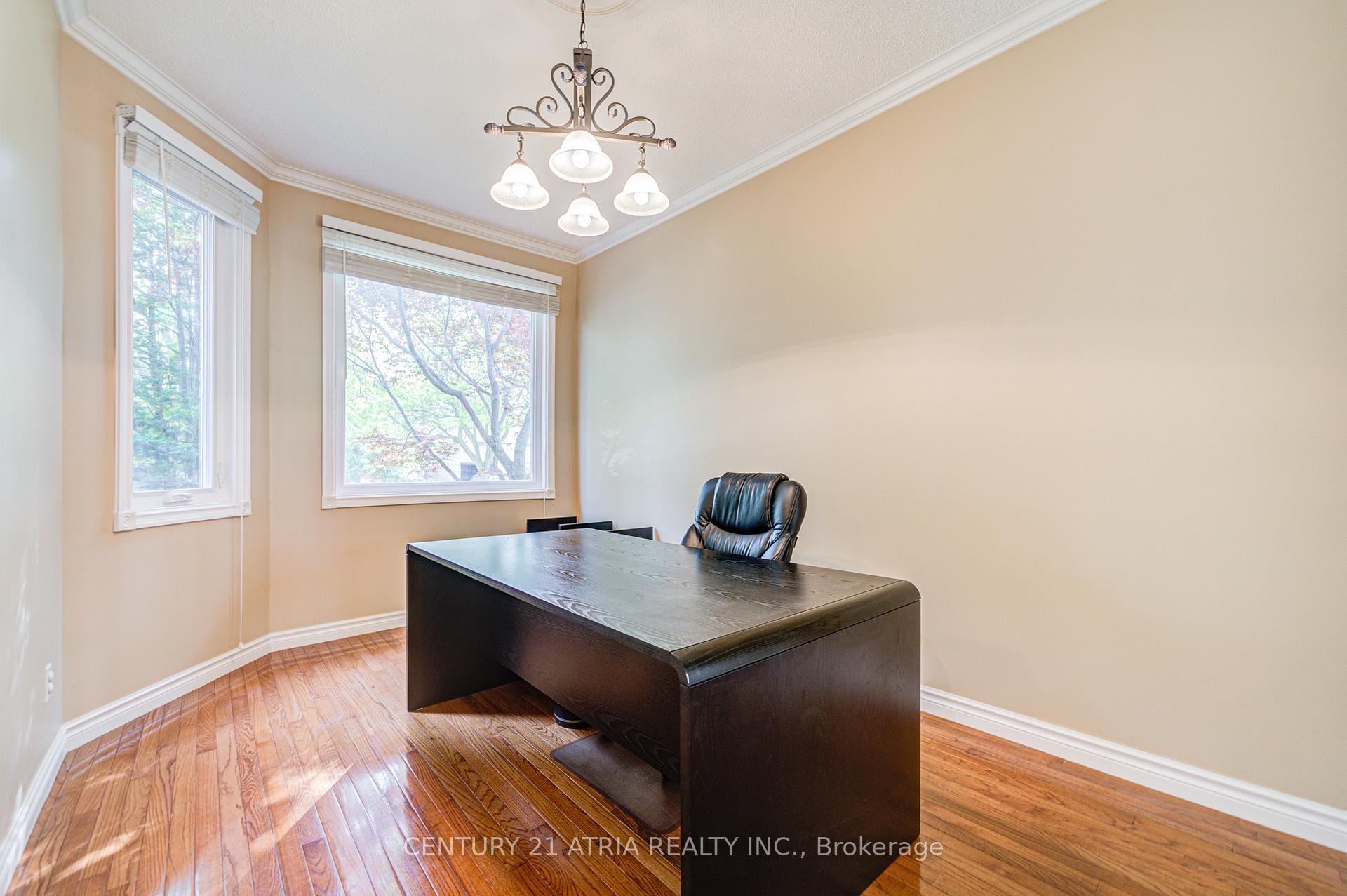 Photo 9 of 61 Brooklyn Crescent, Markham, Markville — HOMEH