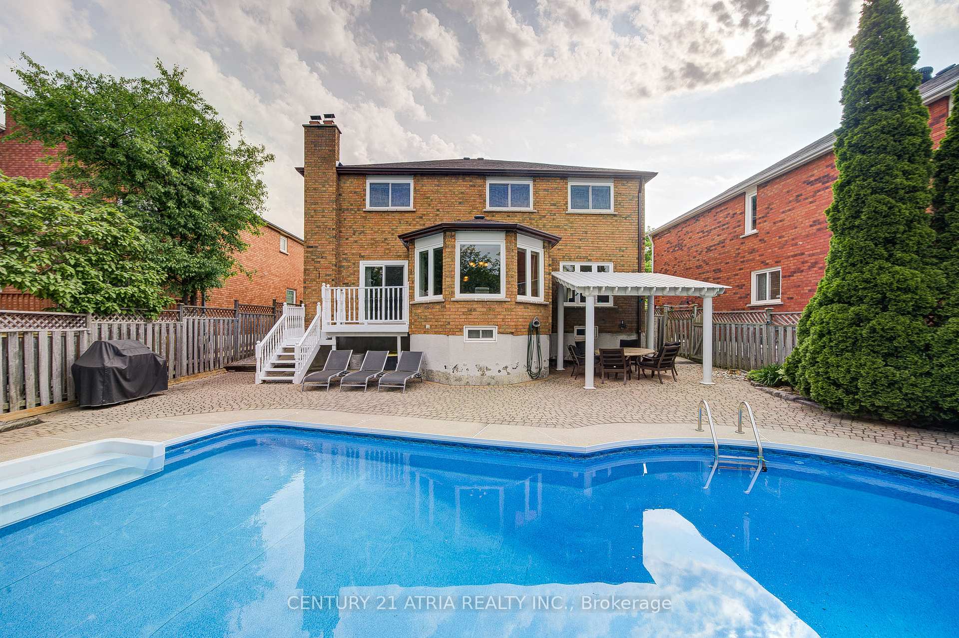 Photo 49 of 61 Brooklyn Crescent, Markham, Markville — HOMEH