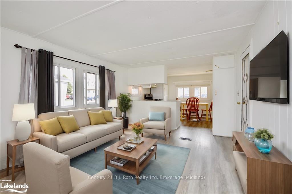 Photo 1 of 12 Vics Road, Midland — HOMEH
