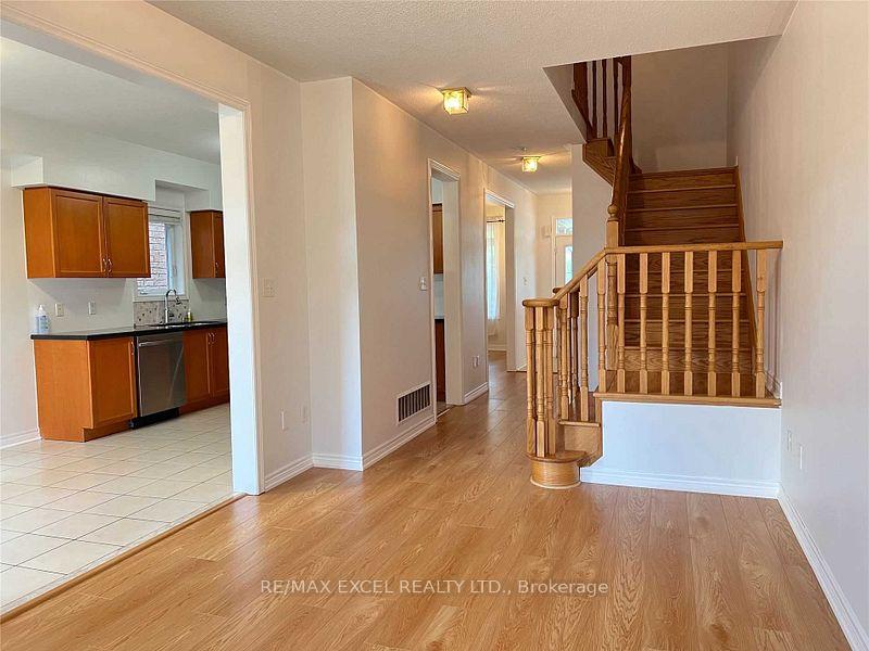 Photo 3 of 7 Foxton Road, Markham, Cornell — HOMEH