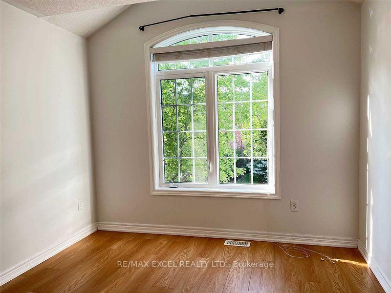 Photo 9 of 7 Foxton Road, Markham, Cornell — HOMEH