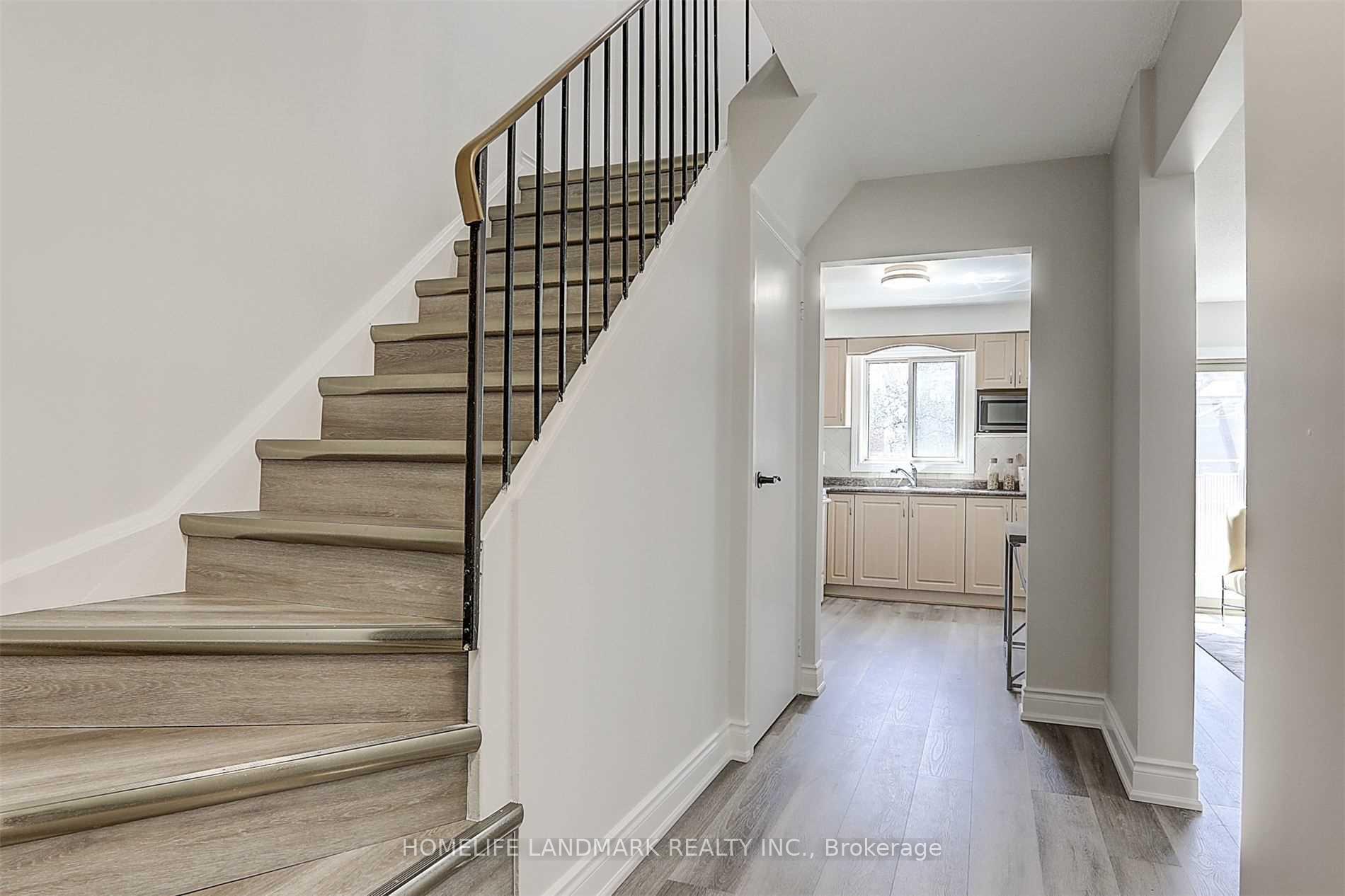 Photo 2 of 17 Debden Road, Markham, Milliken Mills East — HOMEH