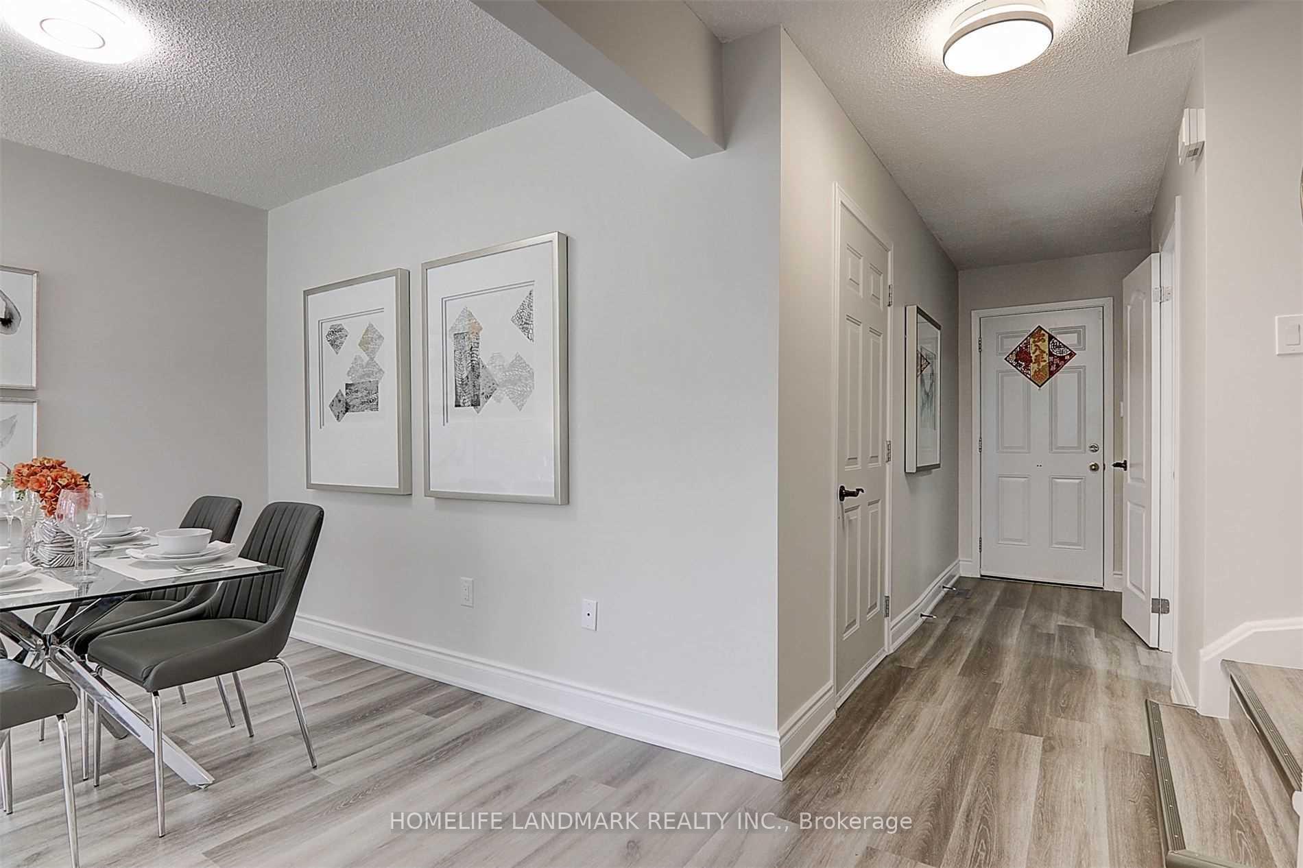 Photo 7 of 17 Debden Road, Markham, Milliken Mills East — HOMEH