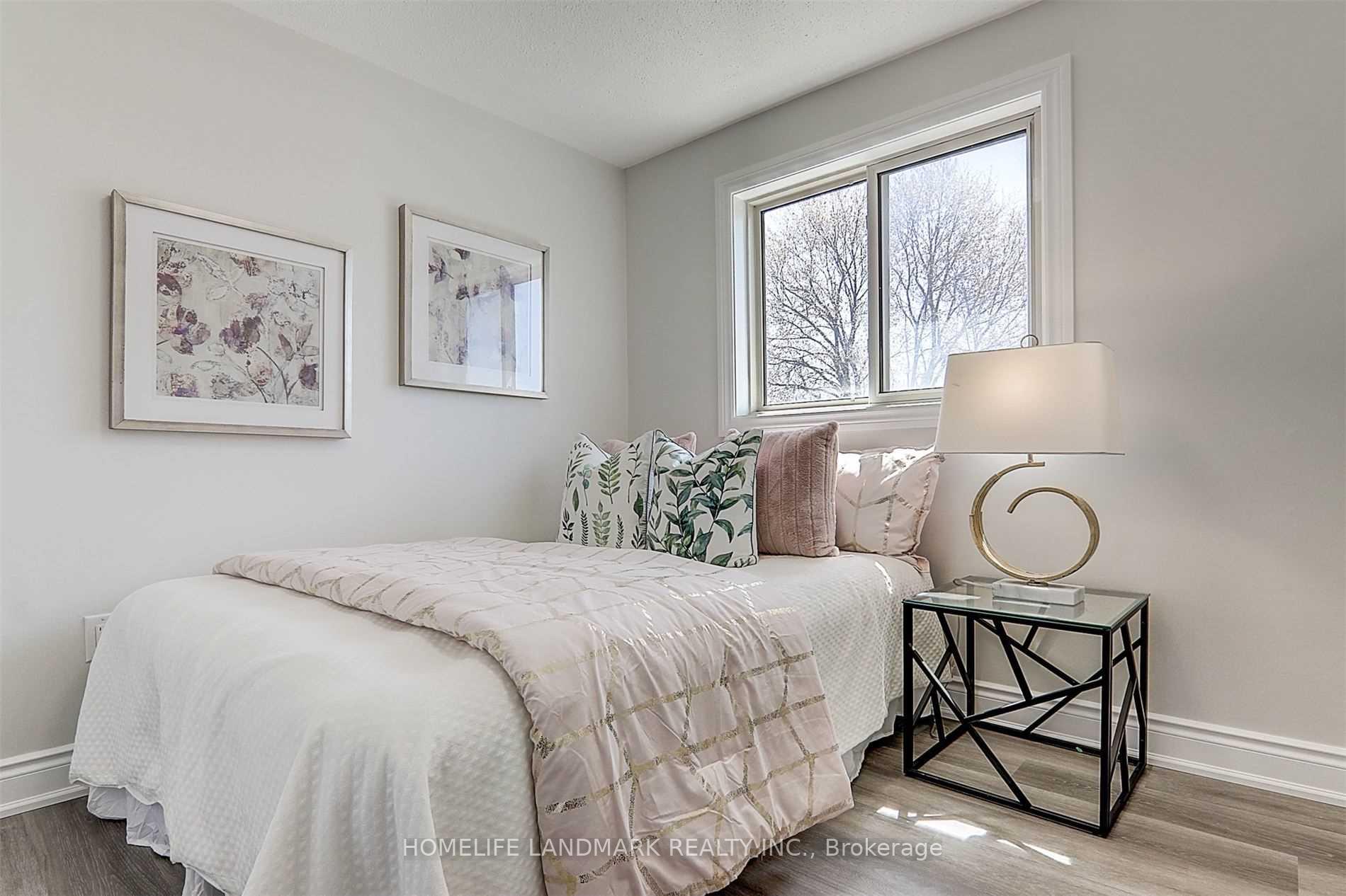 Photo 21 of 17 Debden Road, Markham, Milliken Mills East — HOMEH