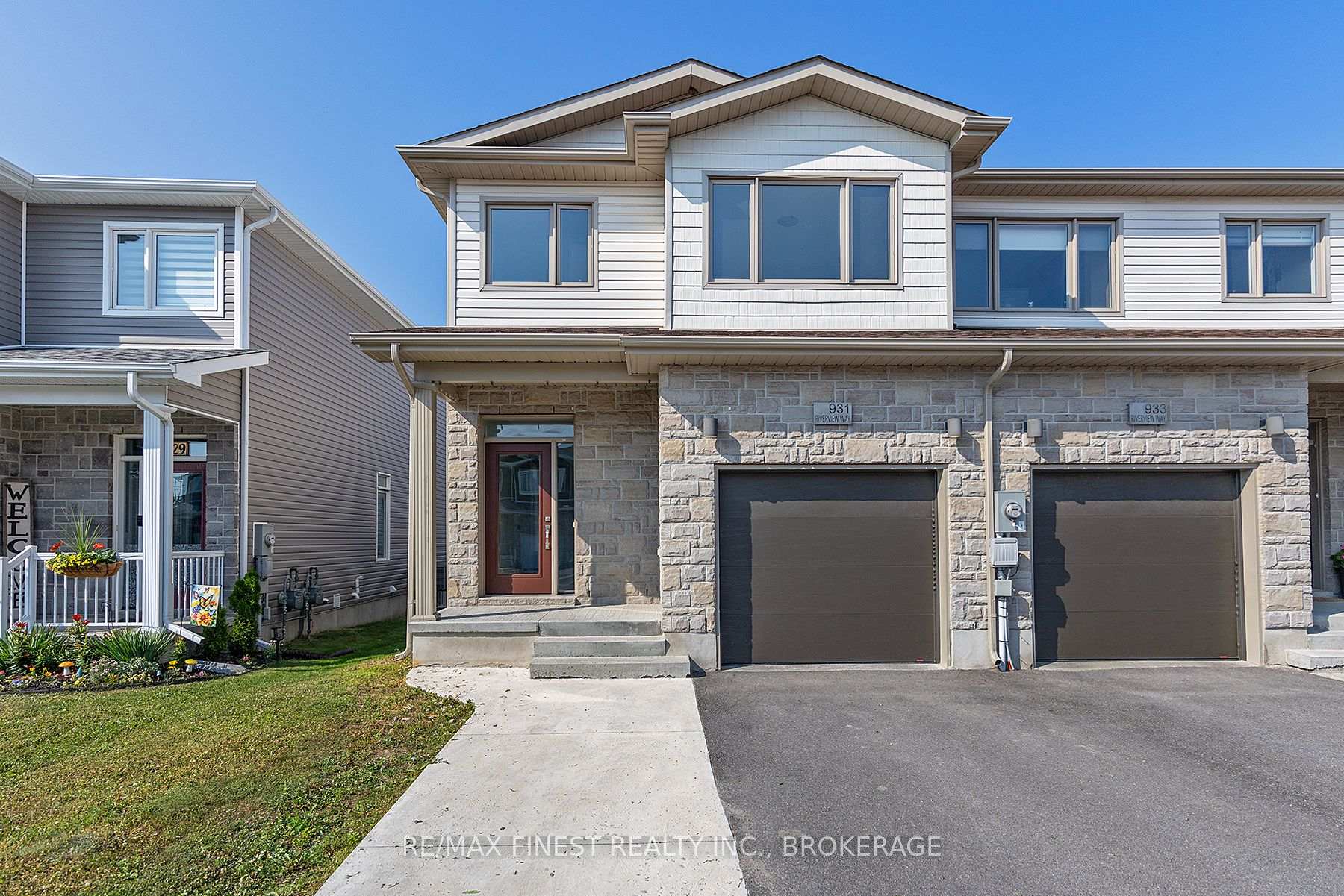 Photo 3 of 931 Riverview Way, Kingston, Kingston East (Incl Barret Crt) — HOMEH
