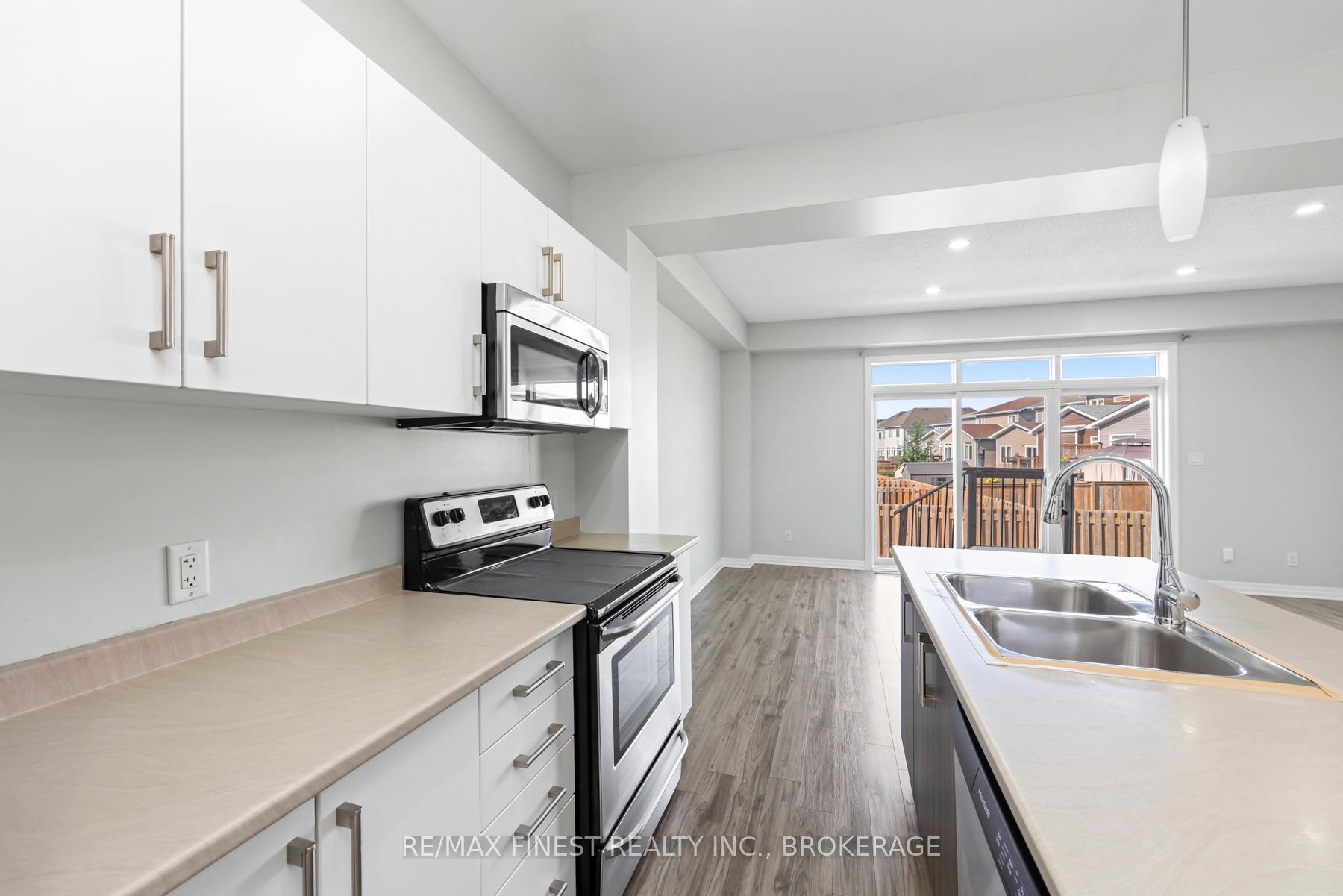 Photo 12 of 931 Riverview Way, Kingston, Kingston East (Incl Barret Crt) — HOMEH