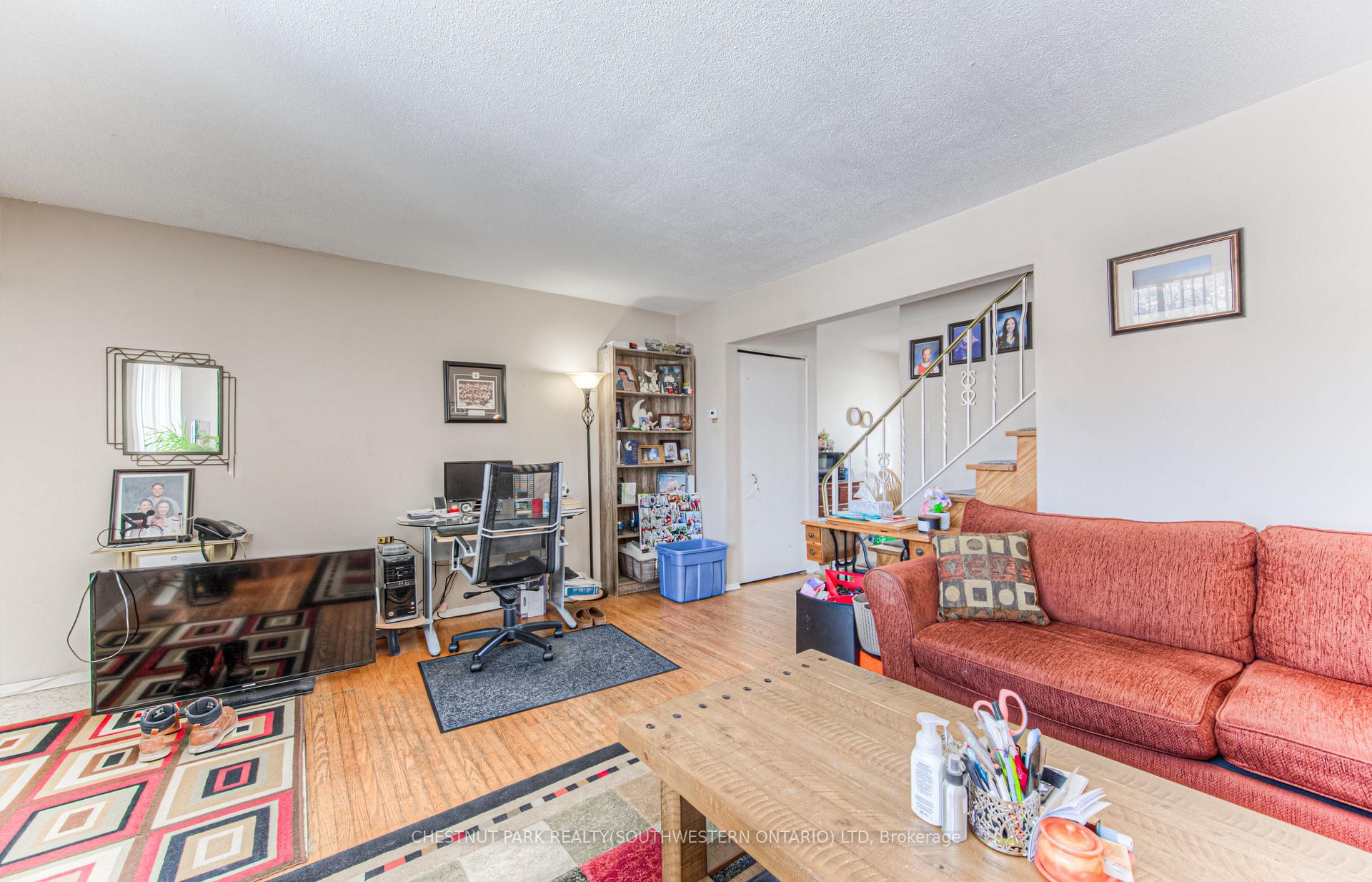 Photo 7 of 65 Overlea Drive, Kitchener — HOMEH