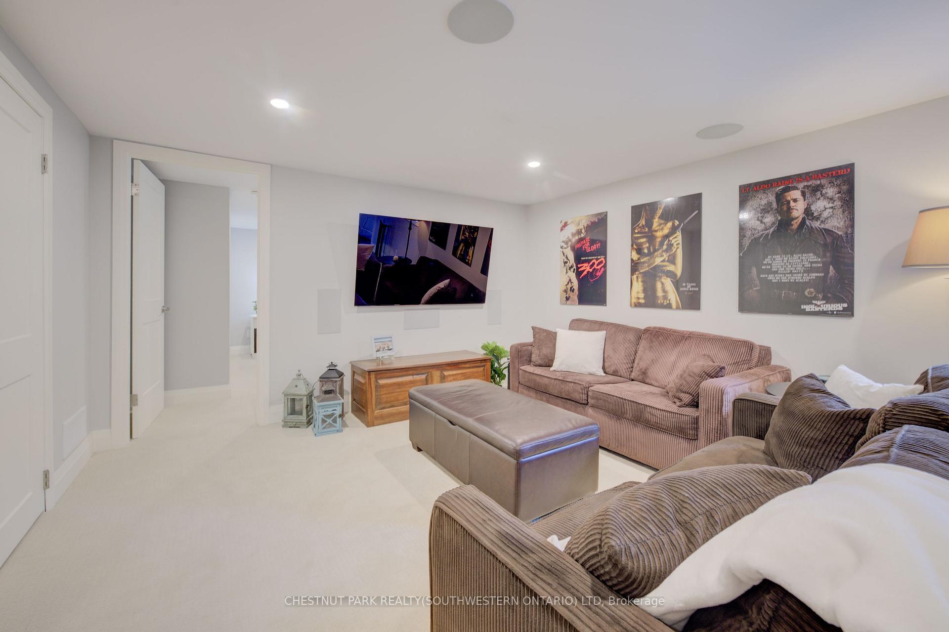 Photo 26 of 45 Uplands Drive, Kitchener — HOMEH