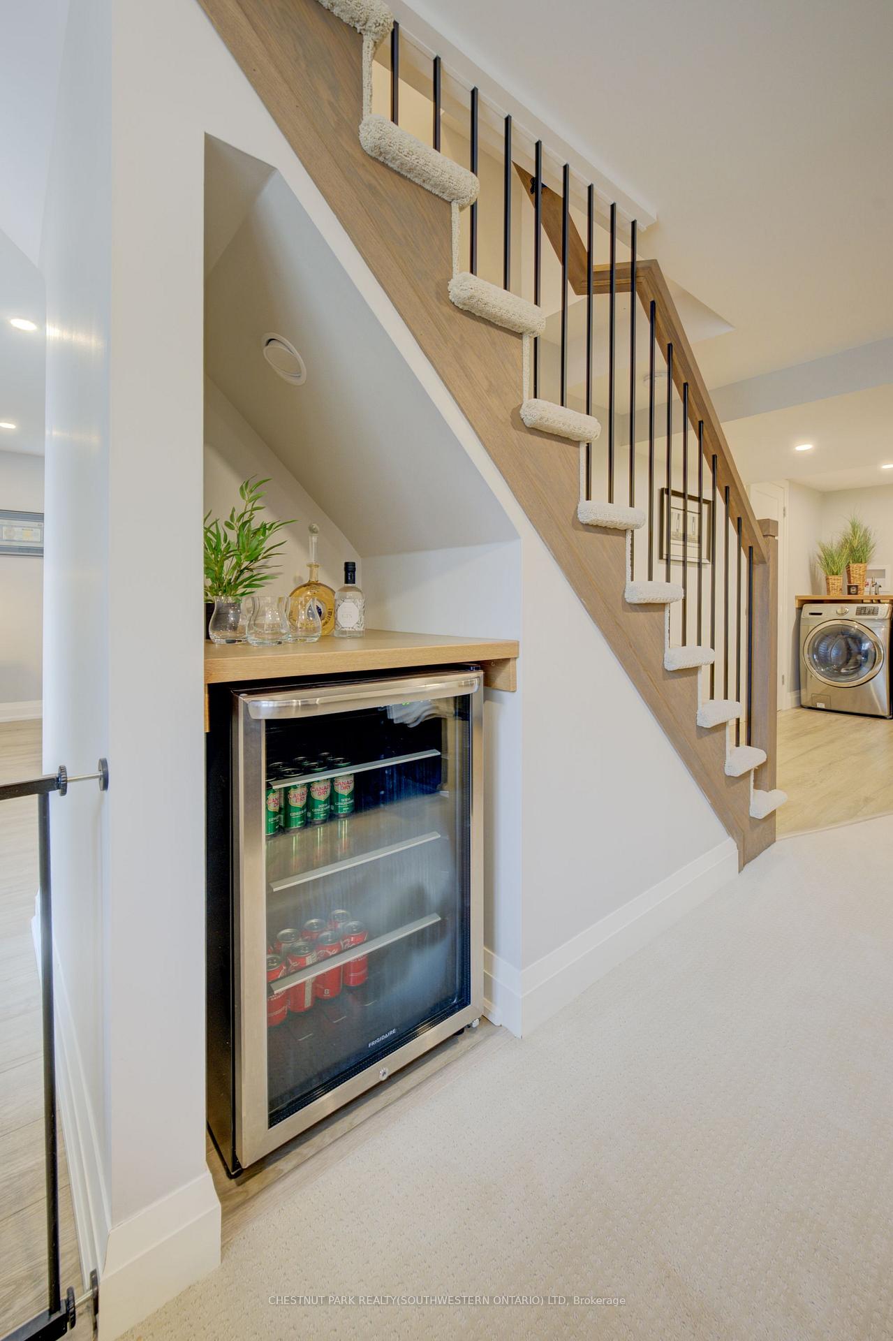 Photo 29 of 45 Uplands Drive, Kitchener — HOMEH