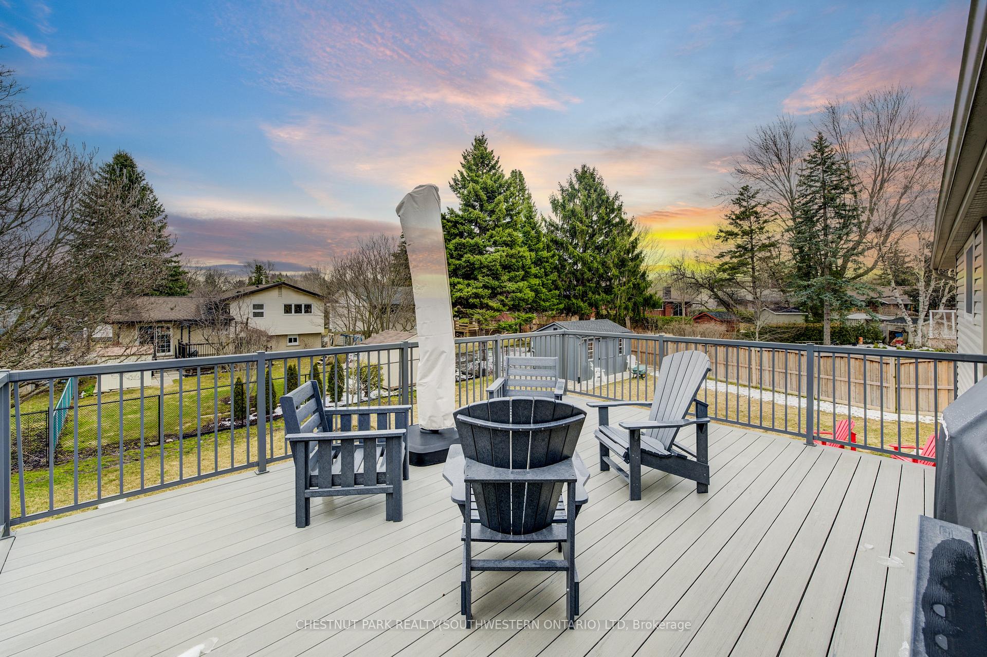 Photo 37 of 45 Uplands Drive, Kitchener — HOMEH