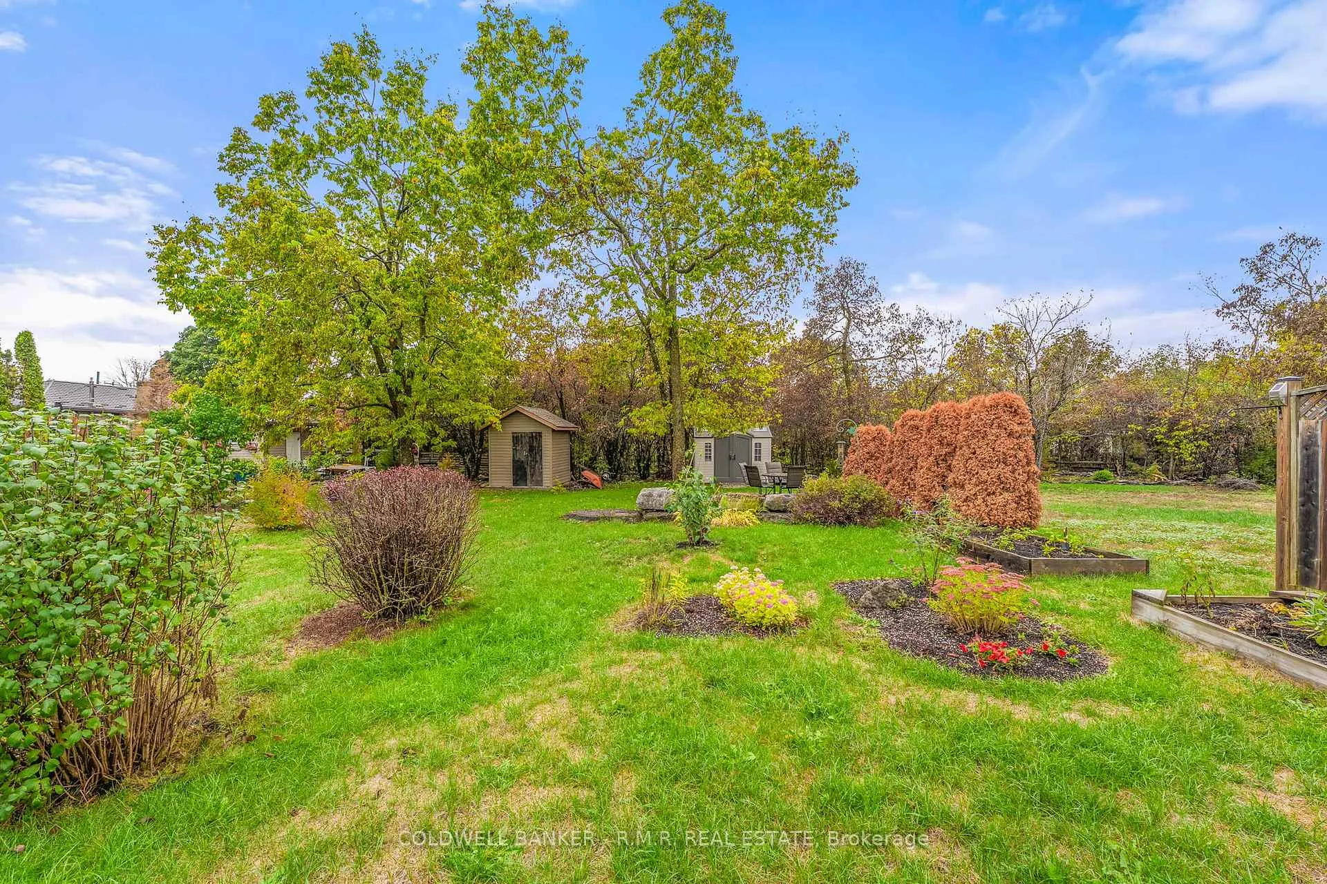 Photo 2 of 34 John Street, Kawartha Lakes, Bobcaygeon — HOMEH