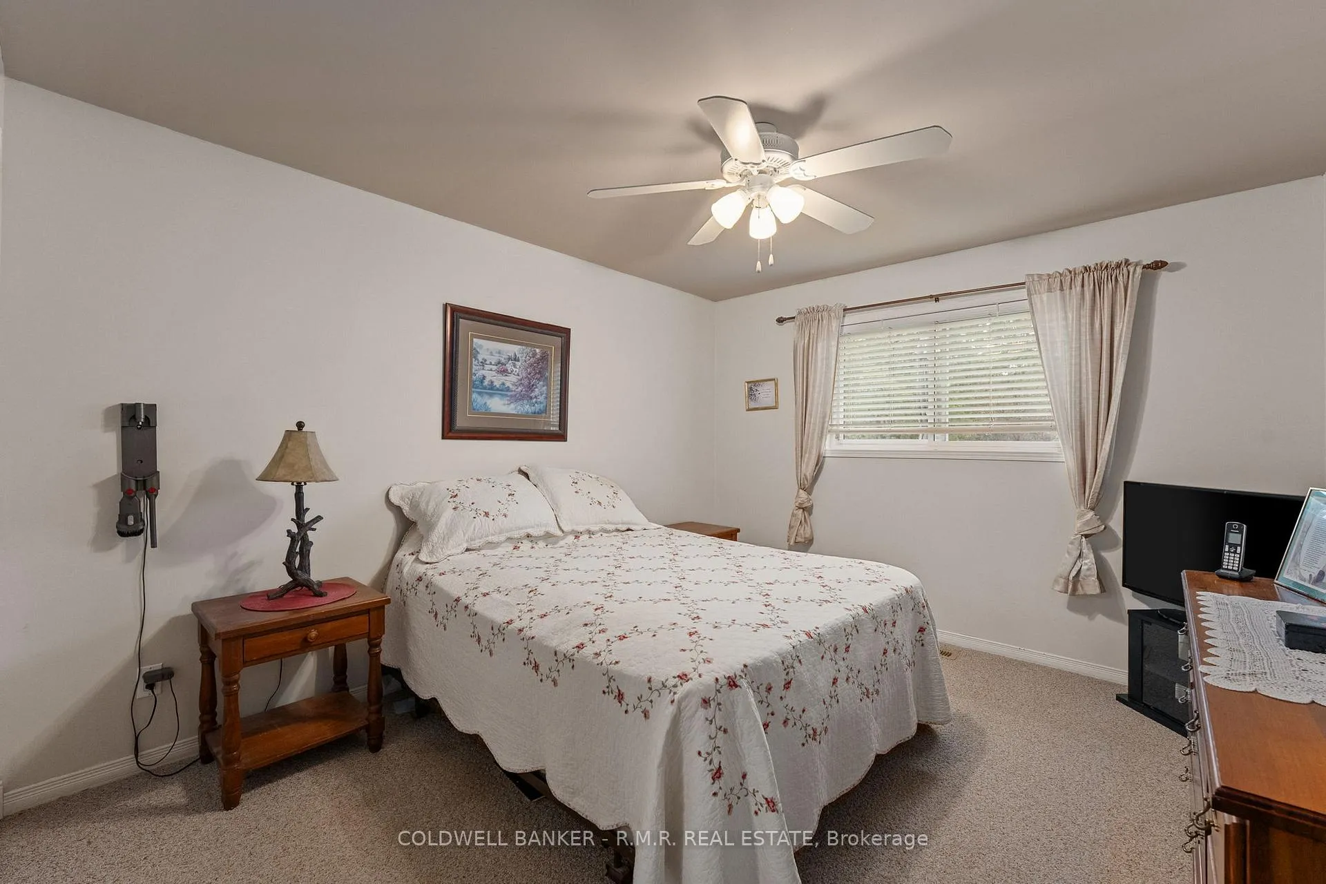 Photo 14 of 34 John Street, Kawartha Lakes, Bobcaygeon — HOMEH