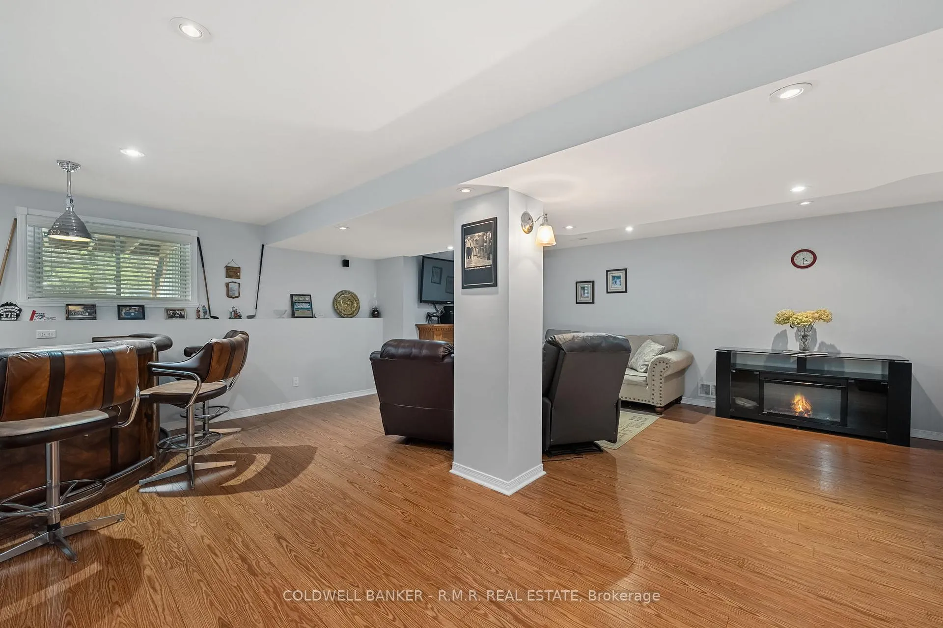 Photo 20 of 34 John Street, Kawartha Lakes, Bobcaygeon — HOMEH