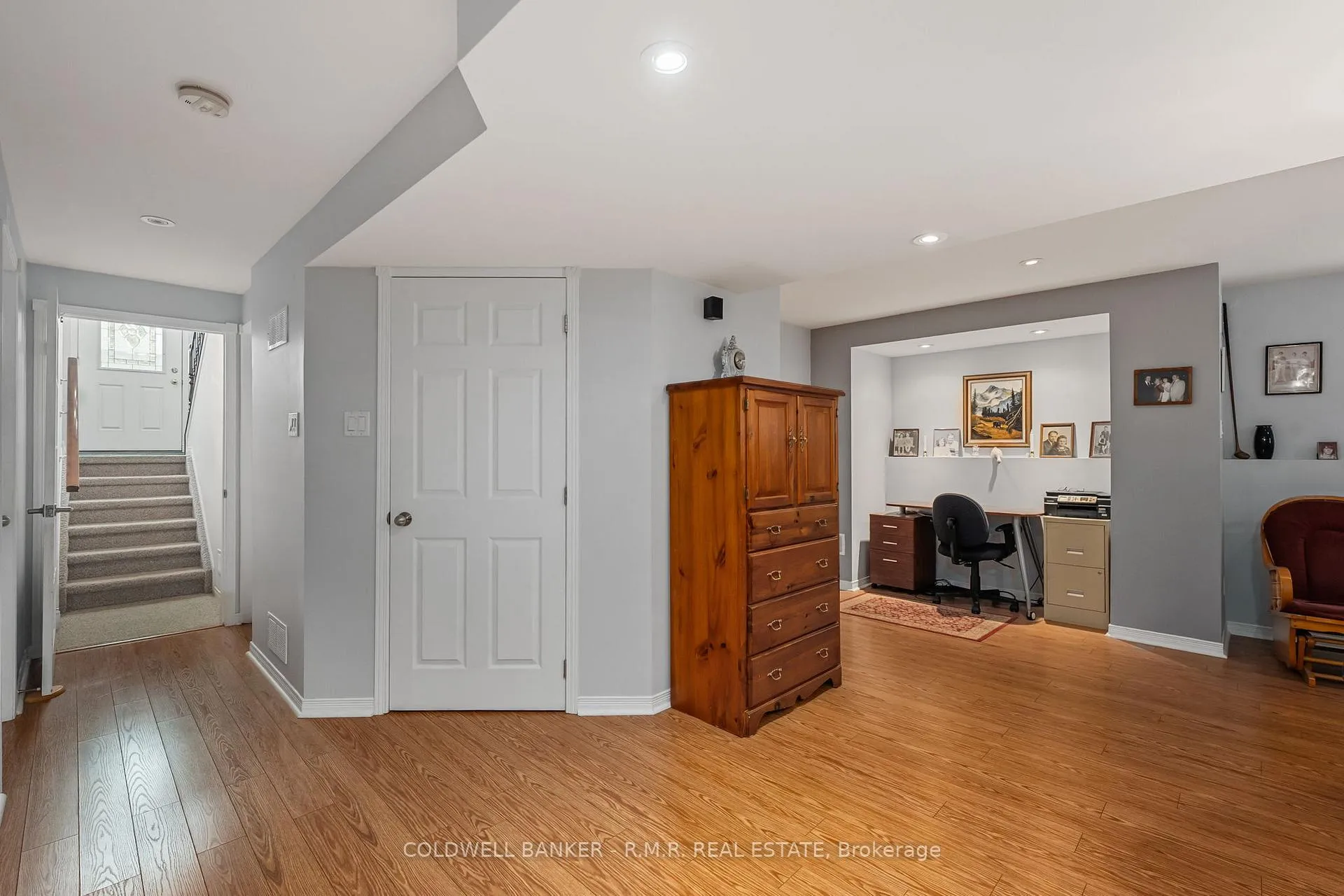 Photo 26 of 34 John Street, Kawartha Lakes, Bobcaygeon — HOMEH