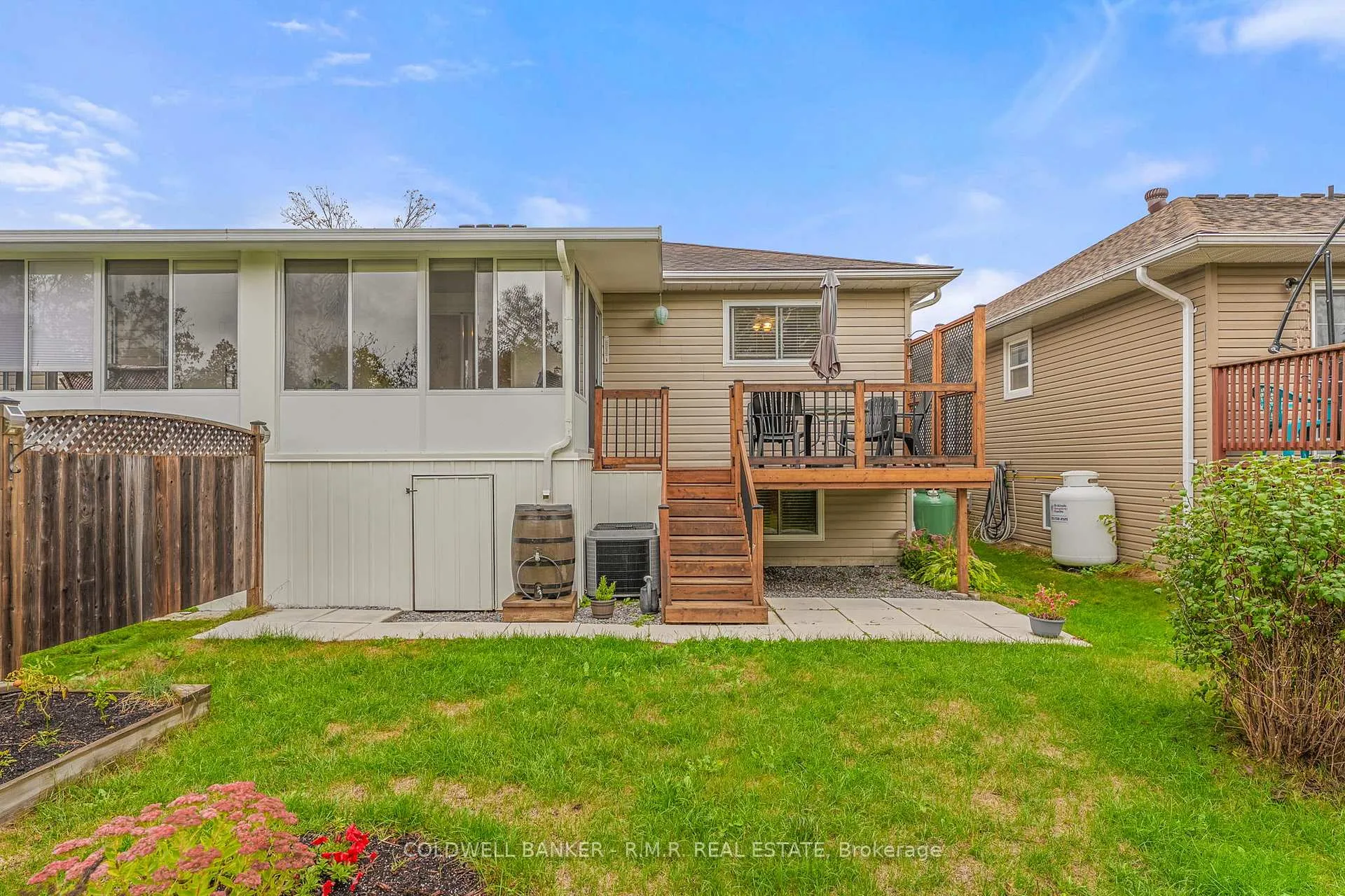 Photo 30 of 34 John Street, Kawartha Lakes, Bobcaygeon — HOMEH