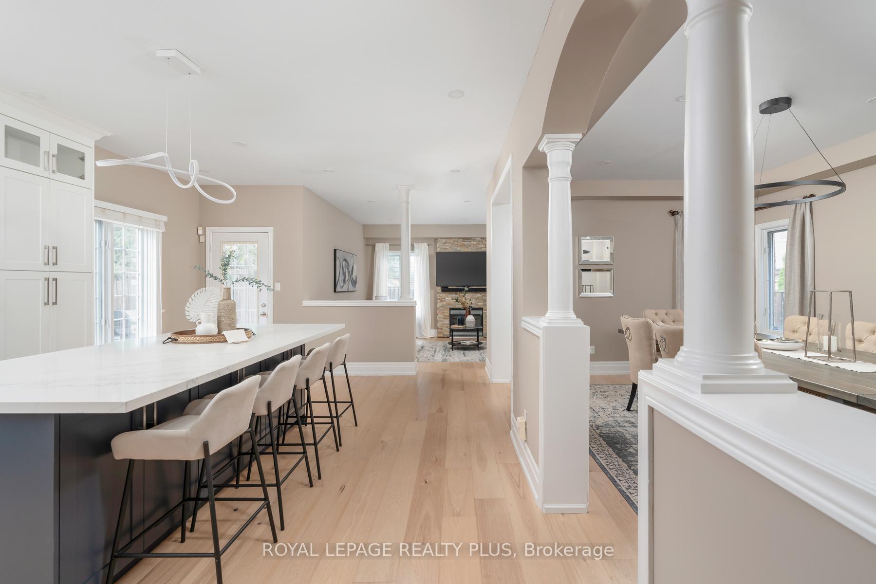 Photo 4 of 1059 McClenahan Crescent, Milton, Clarke — HOMEH