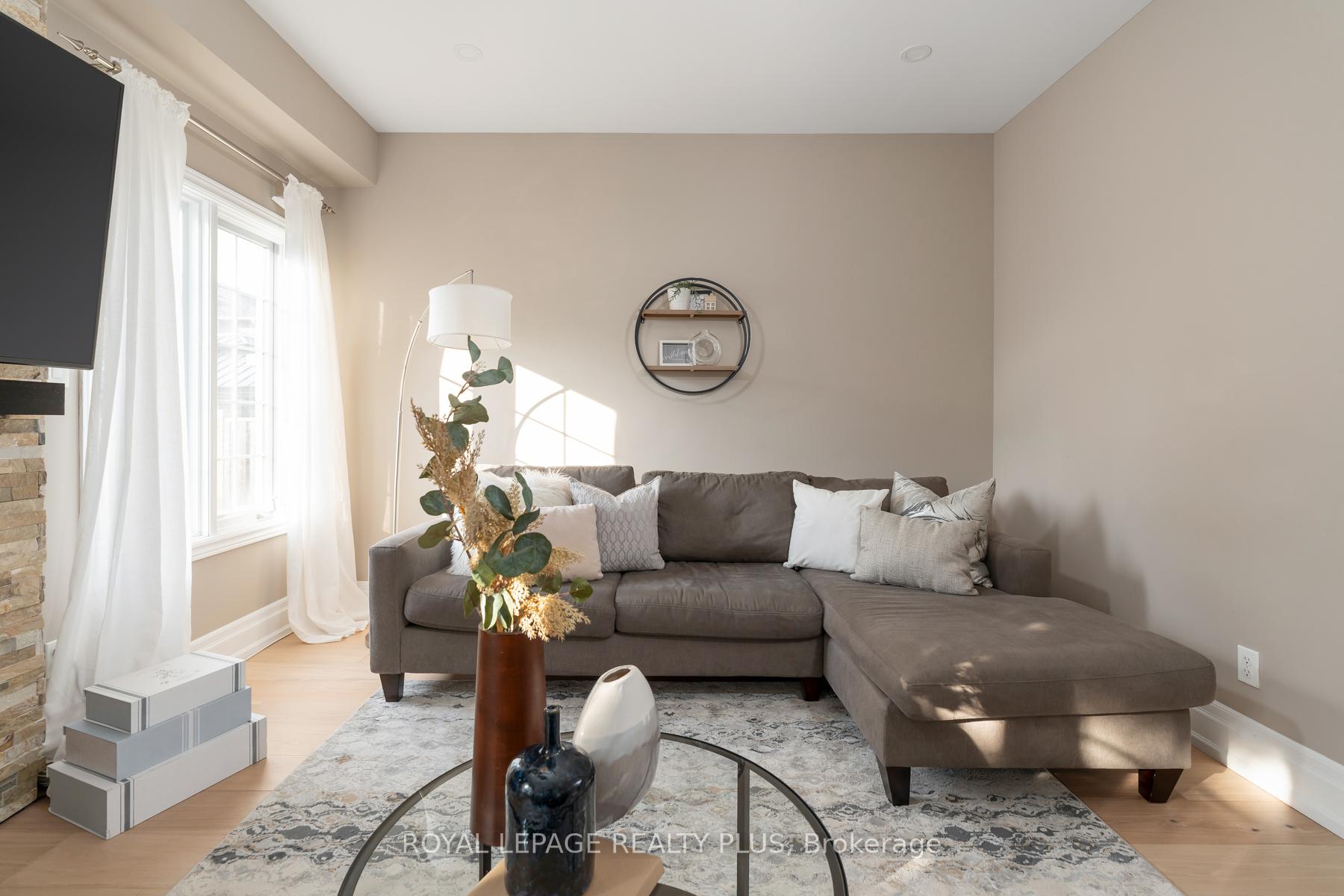 Photo 17 of 1059 McClenahan Crescent, Milton, Clarke — HOMEH