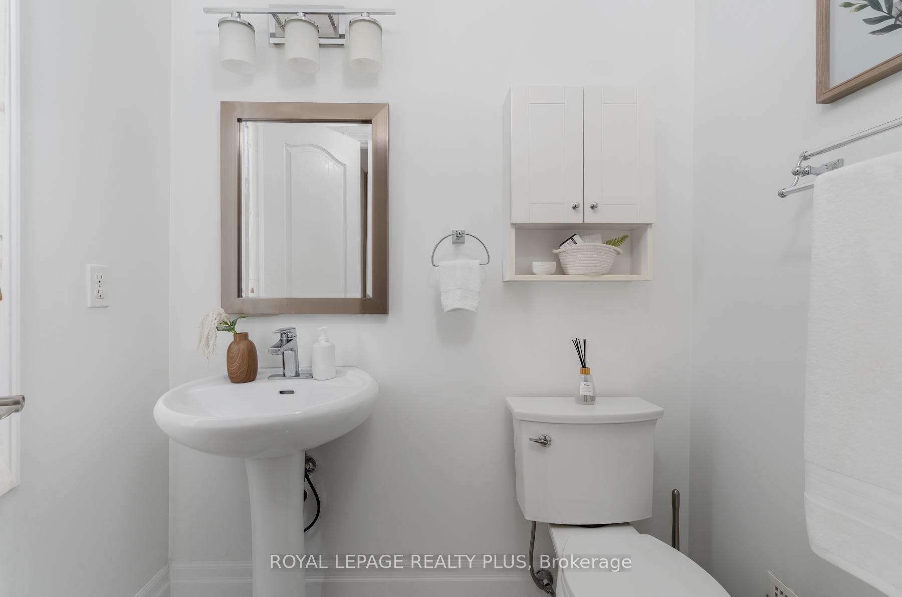 Photo 35 of 1059 McClenahan Crescent, Milton, Clarke — HOMEH