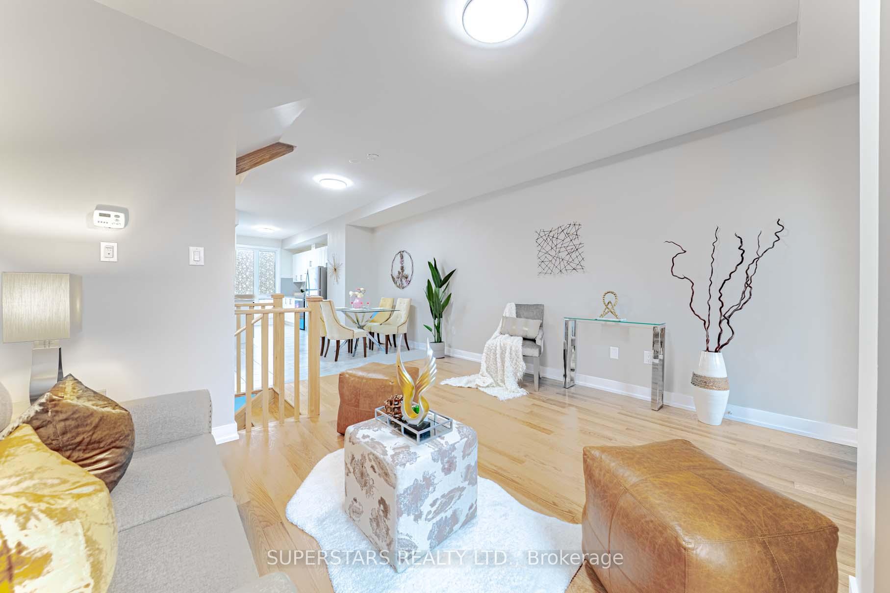 Photo 9 of 93 Stauffer Crescent, Markham, Cornell — HOMEH