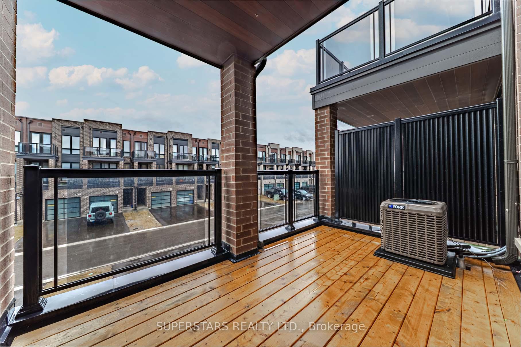 Photo 17 of 93 Stauffer Crescent, Markham, Cornell — HOMEH
