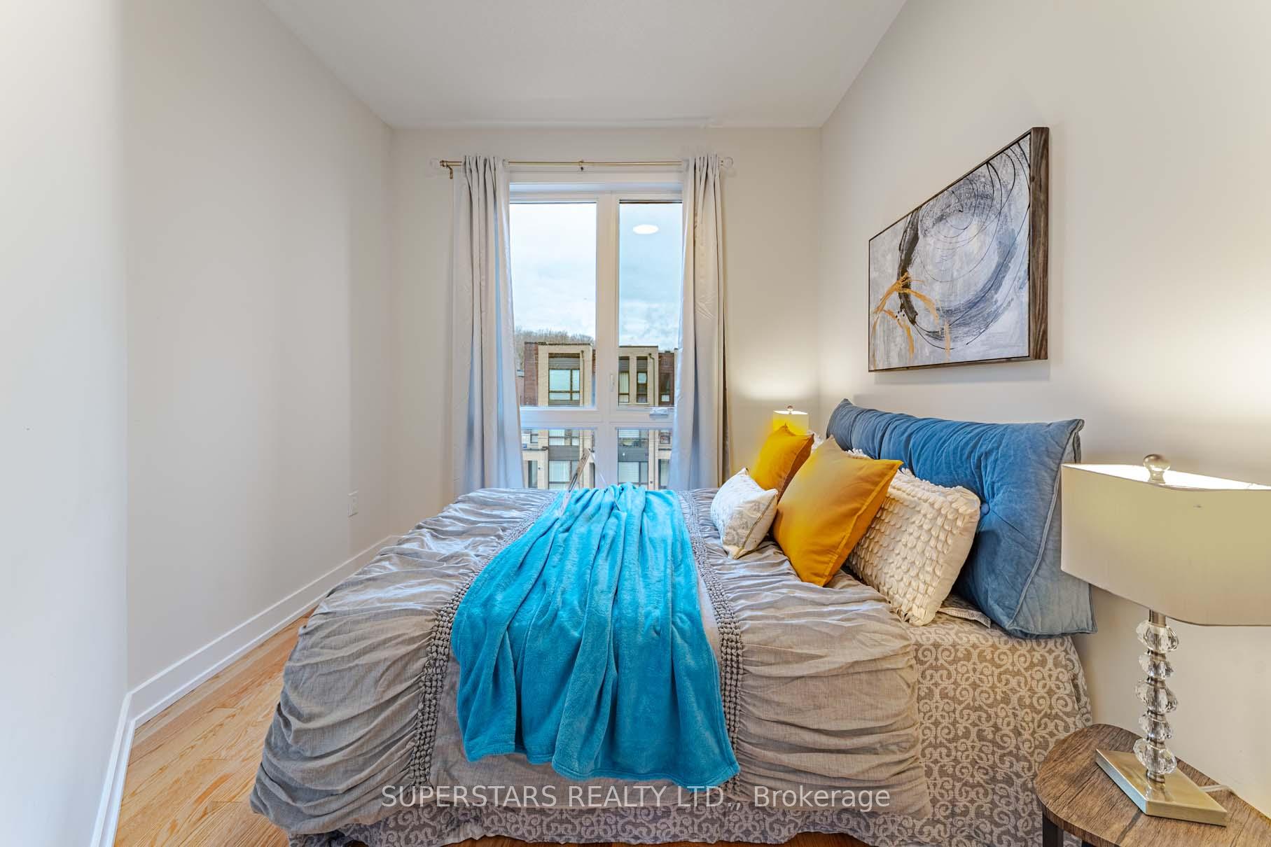 Photo 23 of 93 Stauffer Crescent, Markham, Cornell — HOMEH