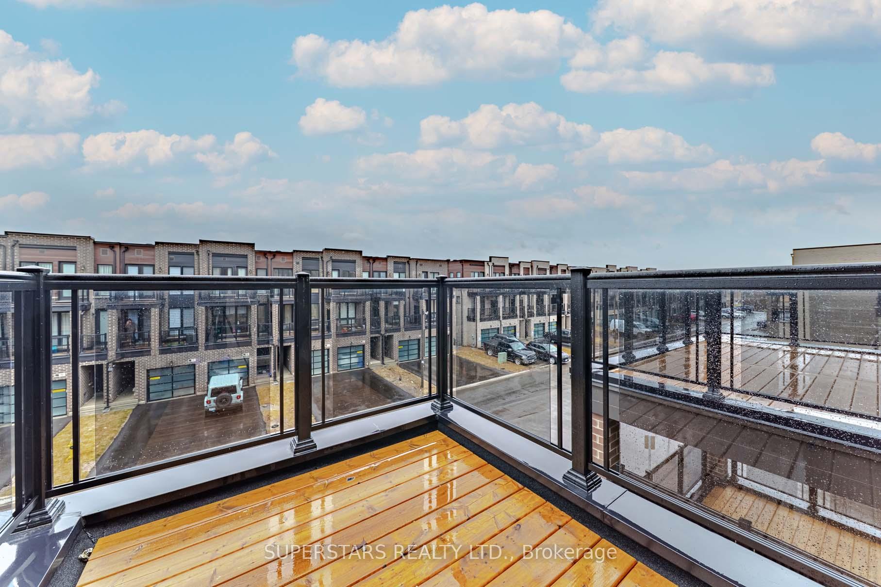 Photo 24 of 93 Stauffer Crescent, Markham, Cornell — HOMEH