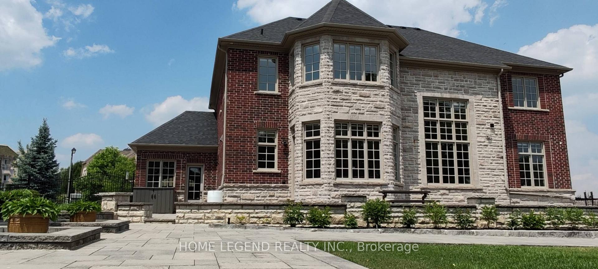 Photo 4 of 1 Royal County Down Crescent, Markham, Angus Glen — HOMEH