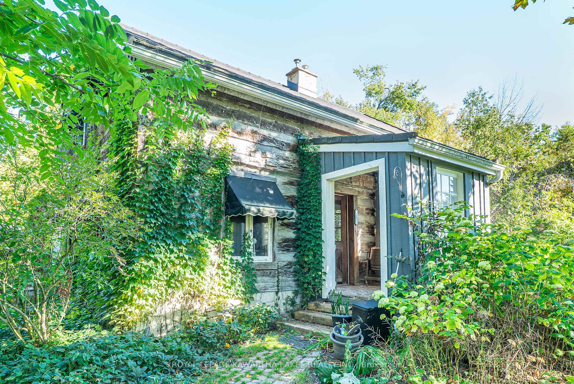 Photo 12 of 979 Linden Valley Road, Kawartha Lakes, Woodville — HOMEH