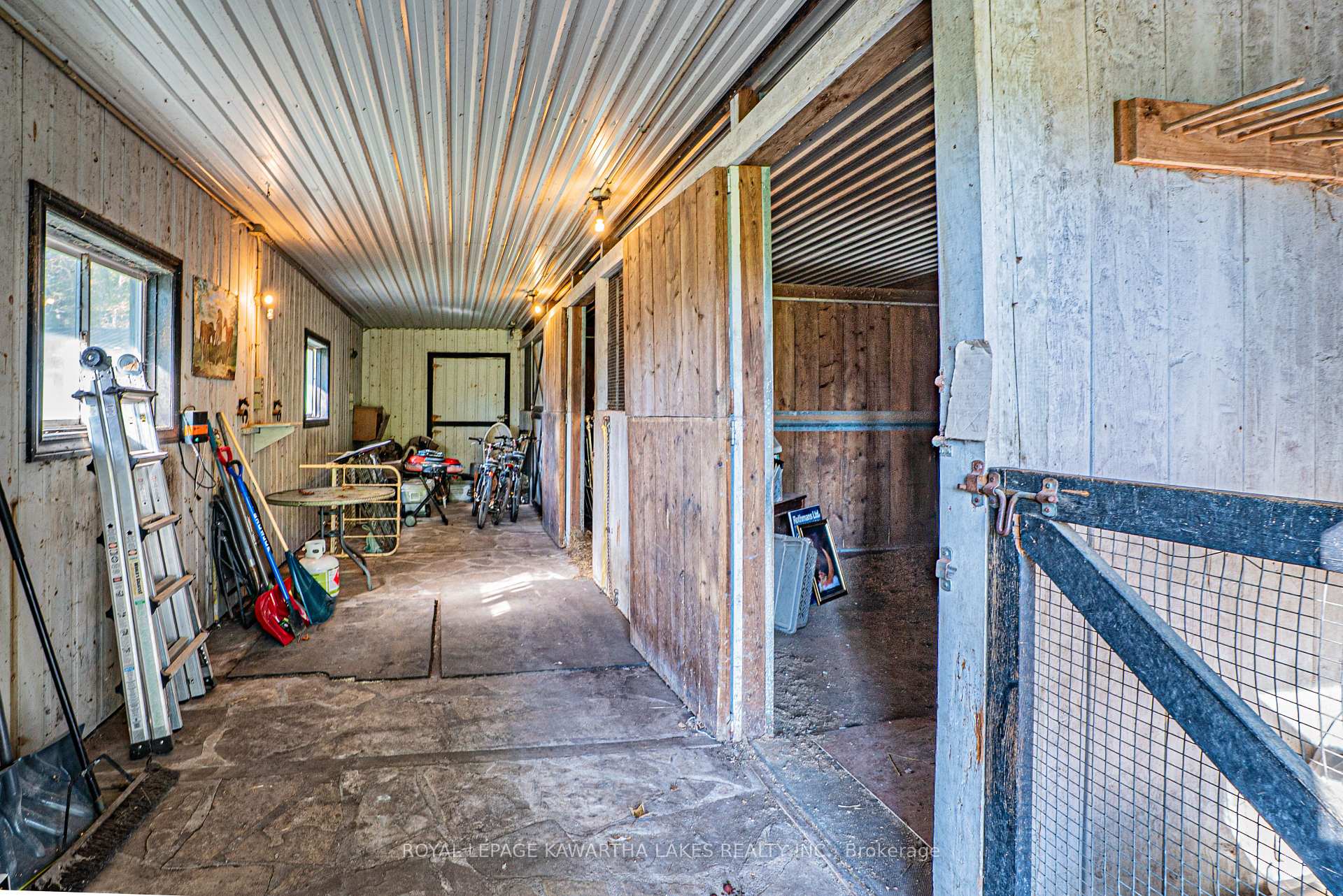 Photo 33 of 979 Linden Valley Road, Kawartha Lakes, Woodville — HOMEH