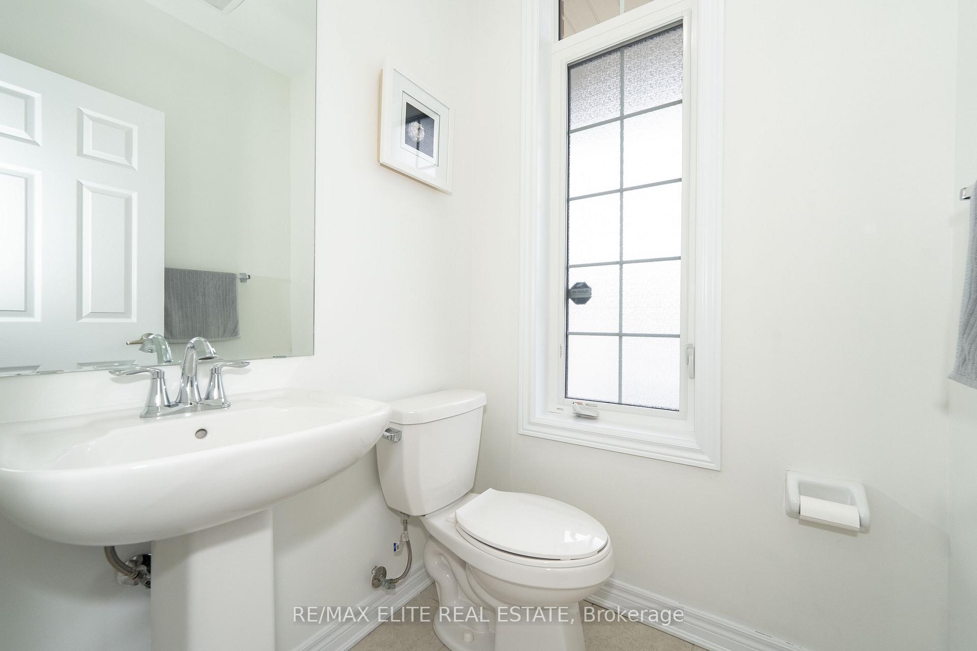 Photo 19 of 32 Titan Trail, Markham, Cedarwood — HOMEH