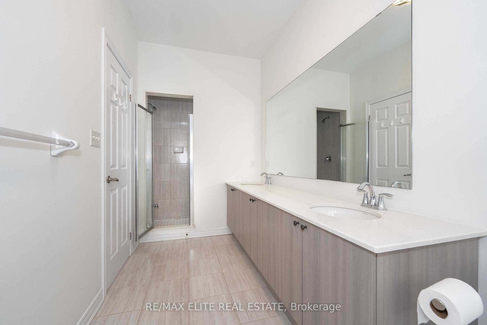 Photo 37 of 32 Titan Trail, Markham, Cedarwood — HOMEH