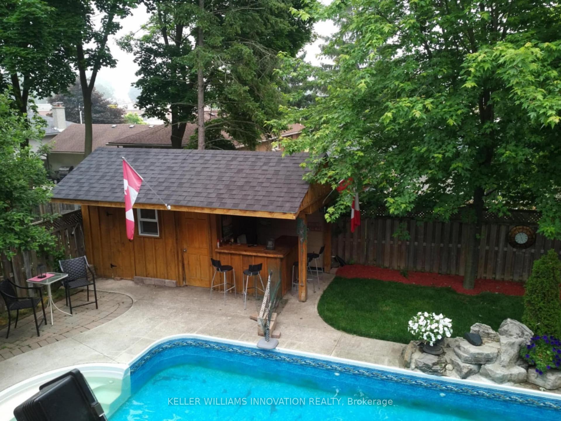 Photo 2 of 121 Ripplewood Crescent, Kitchener — HOMEH
