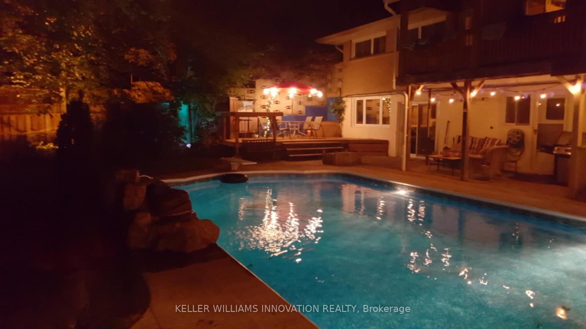 Photo 3 of 121 Ripplewood Crescent, Kitchener — HOMEH