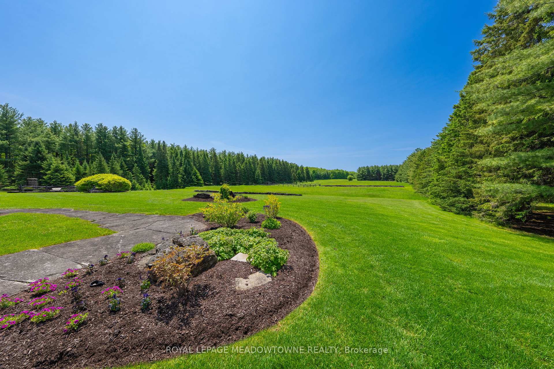 Photo 23 of 13738 Sixth Line, Milton, Rural Nassagaweya — HOMEH