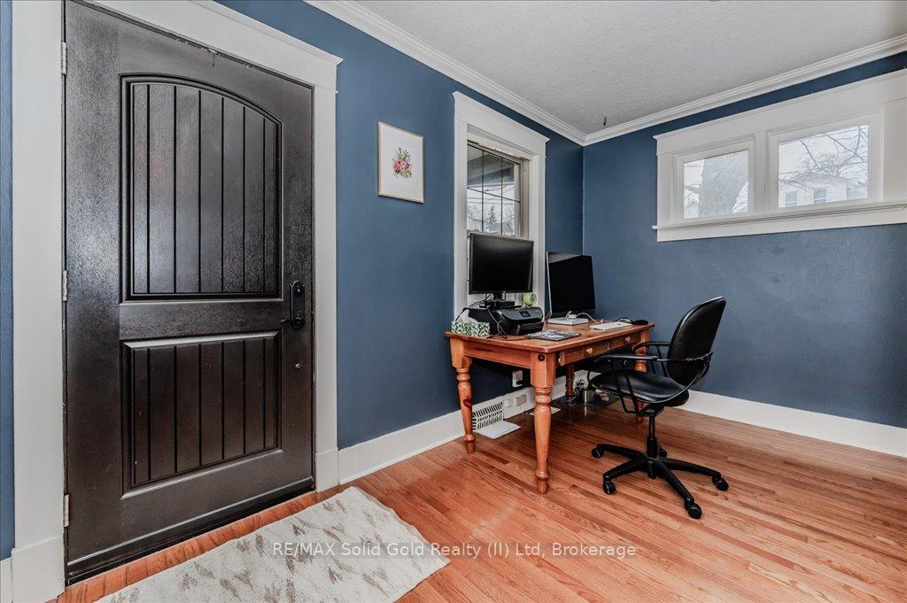 Photo 5 of 56 Woolwich Street, Kitchener, Bridgeport — HOMEH