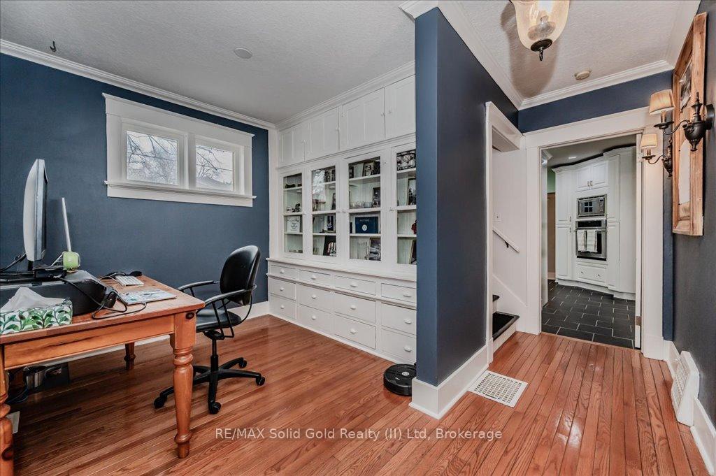 Photo 6 of 56 Woolwich Street, Kitchener, Bridgeport — HOMEH