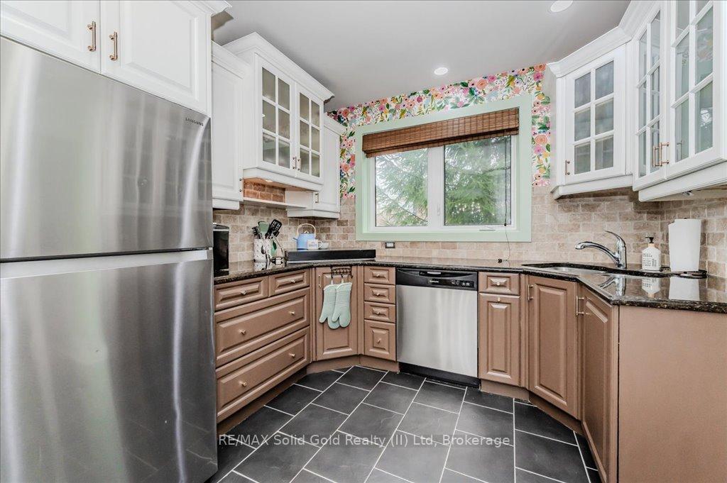 Photo 14 of 56 Woolwich Street, Kitchener, Bridgeport — HOMEH