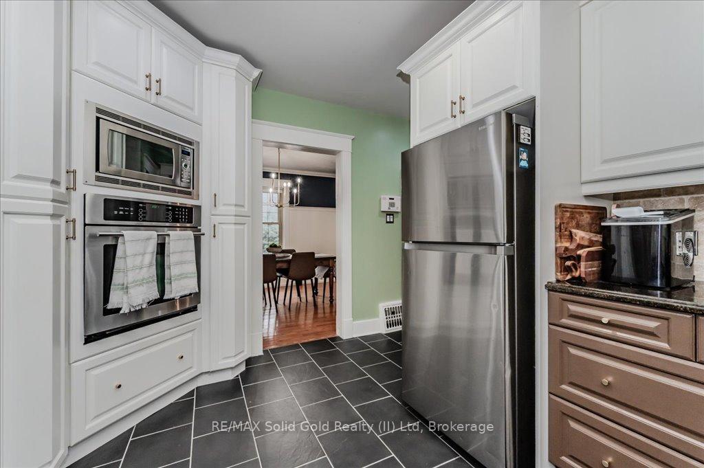 Photo 16 of 56 Woolwich Street, Kitchener, Bridgeport — HOMEH