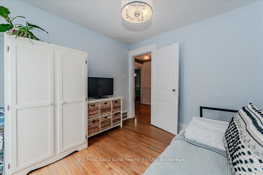 Photo 20 of 56 Woolwich Street, Kitchener, Bridgeport — HOMEH