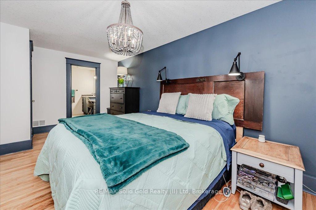 Photo 24 of 56 Woolwich Street, Kitchener, Bridgeport — HOMEH