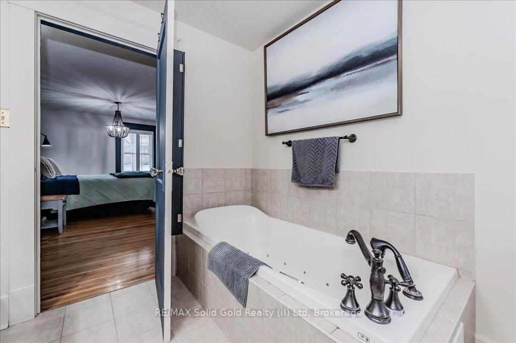Photo 26 of 56 Woolwich Street, Kitchener, Bridgeport — HOMEH
