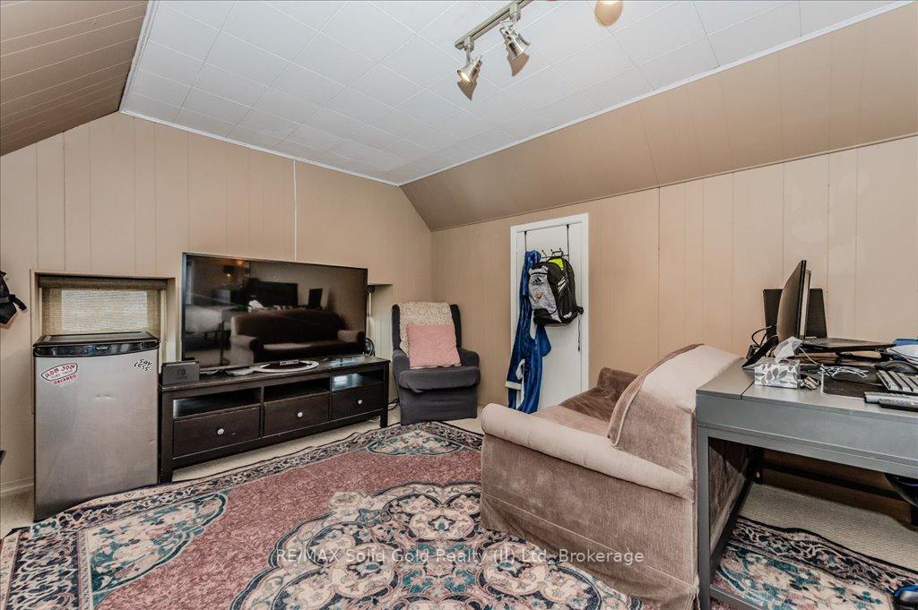 Photo 27 of 56 Woolwich Street, Kitchener, Bridgeport — HOMEH