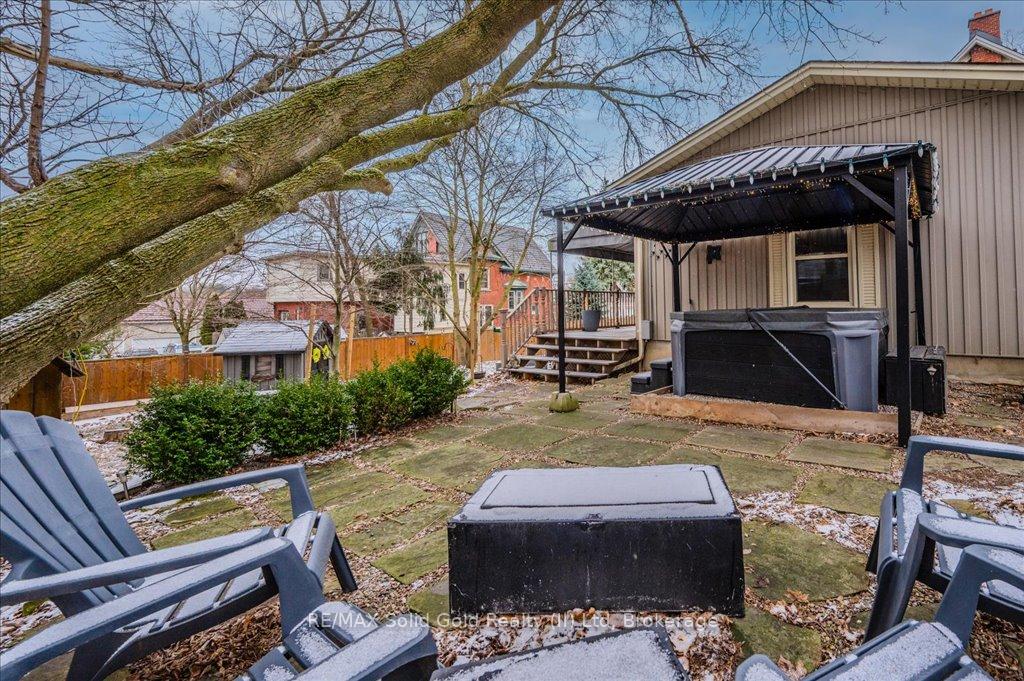 Photo 34 of 56 Woolwich Street, Kitchener, Bridgeport — HOMEH