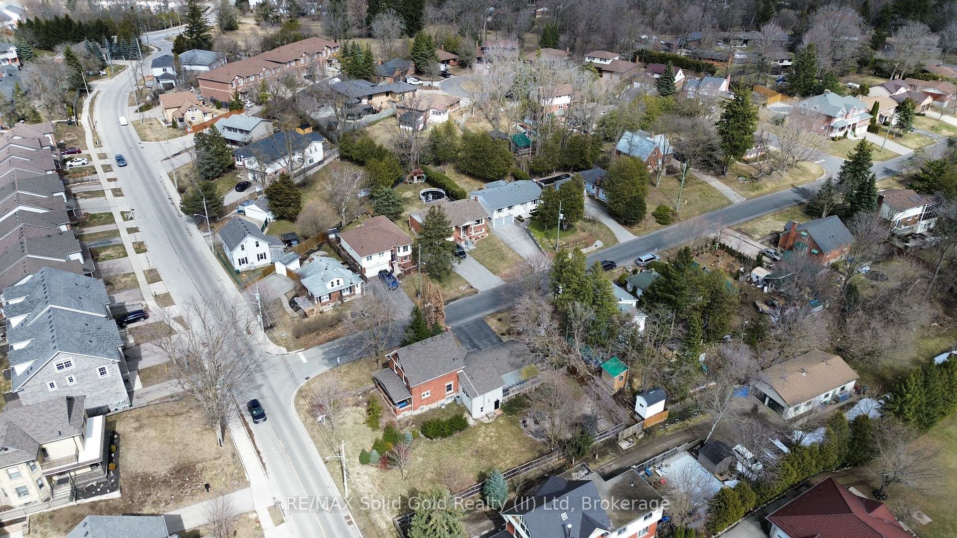 Photo 44 of 56 Woolwich Street, Kitchener, Bridgeport — HOMEH