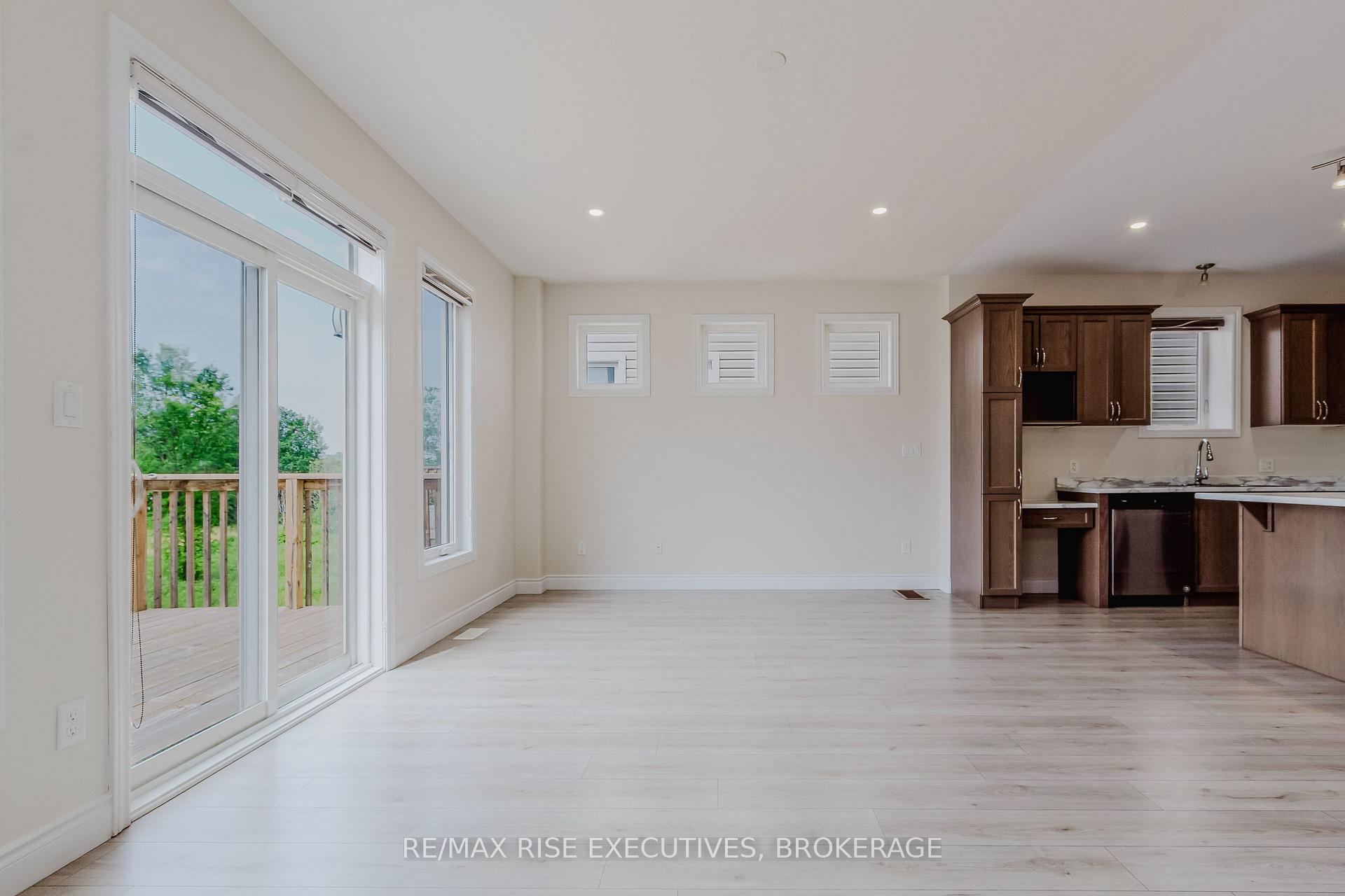 Photo 7 of 463 Beth Crescent, Kingston, City Northwest — HOMEH