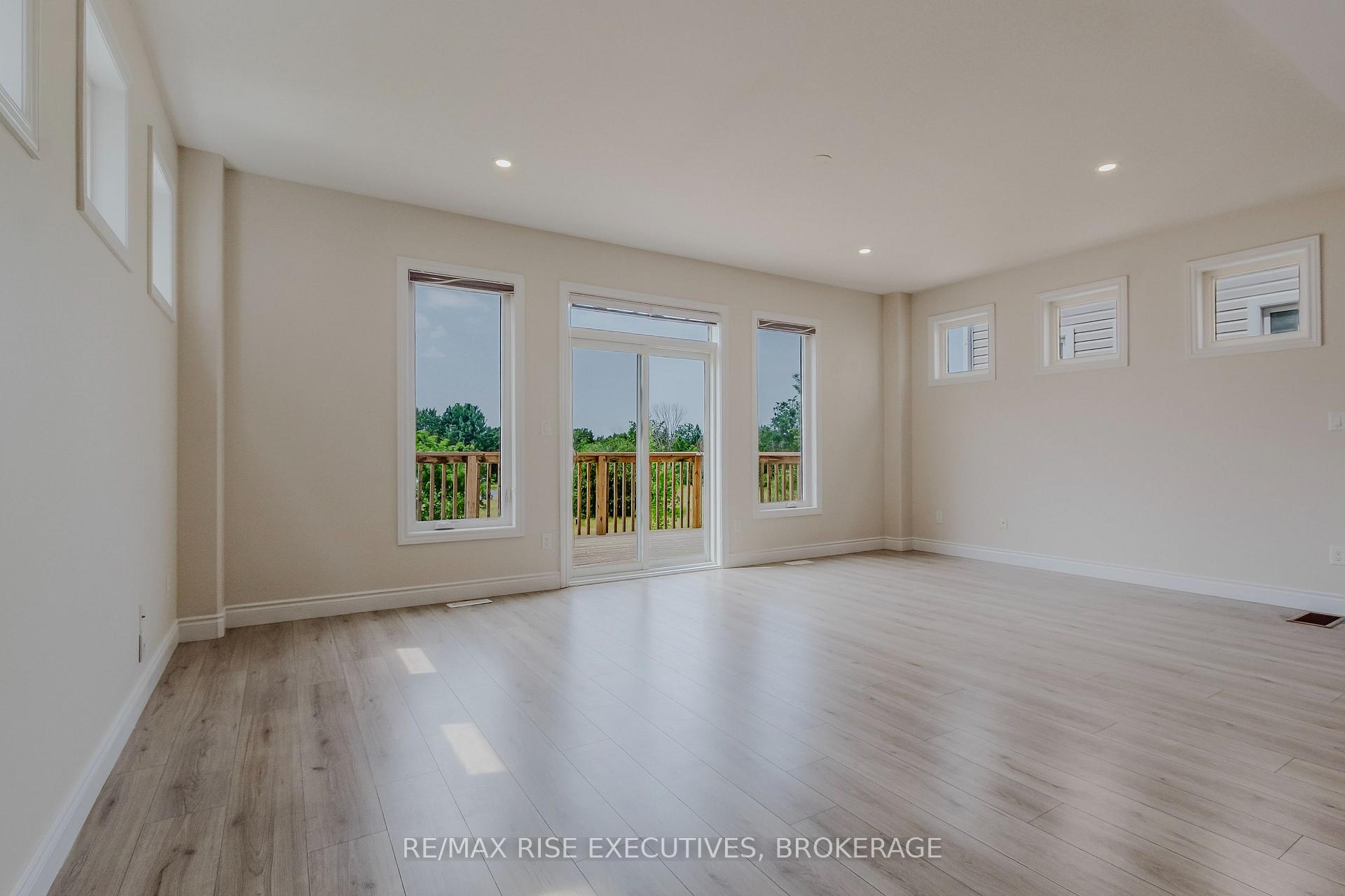 Photo 10 of 463 Beth Crescent, Kingston, City Northwest — HOMEH