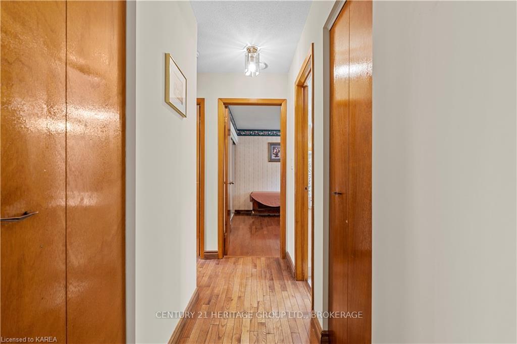 Photo 13 of 715 High Gate Park Drive, Kingston, South of Taylor-Kidd Blvd — HOMEH
