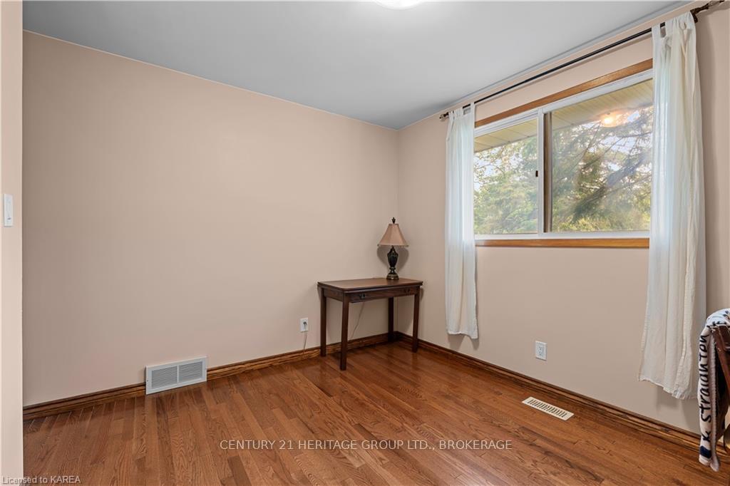 Photo 20 of 715 High Gate Park Drive, Kingston, South of Taylor-Kidd Blvd — HOMEH