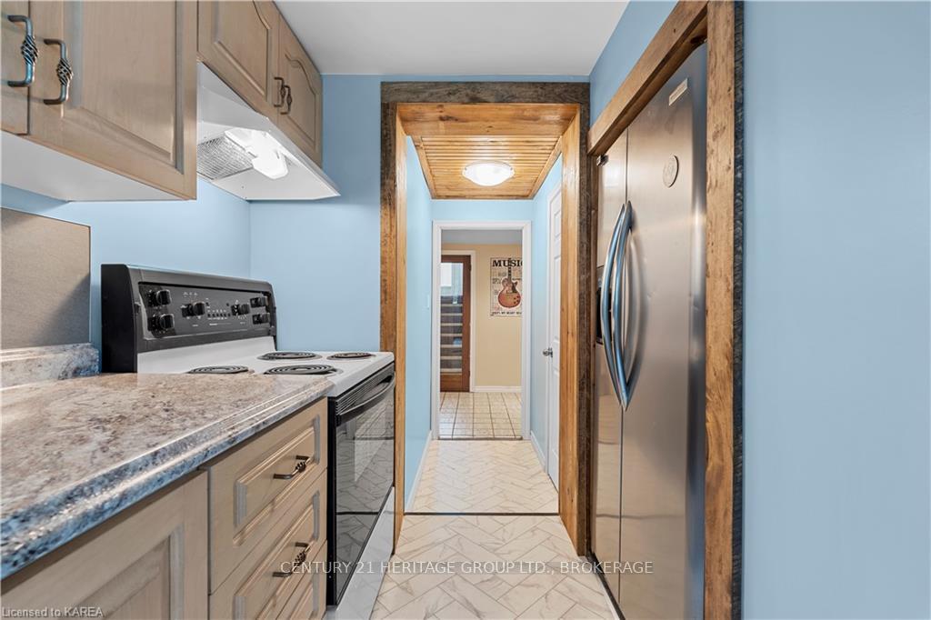 Photo 29 of 715 High Gate Park Drive, Kingston, South of Taylor-Kidd Blvd — HOMEH